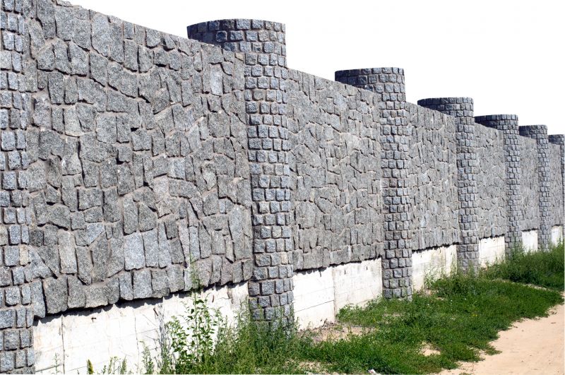 Stone Wall Repair in Dover, FL